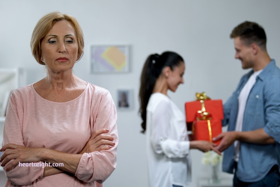 10 ways to know your mother-in-law is jealous of you