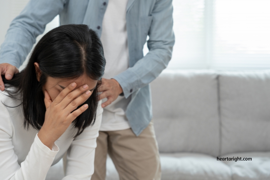 Signs You Can't Trust Your Partner Anymore